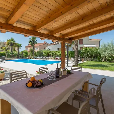 Paradiso 3 Fuer 2 Personen Mit Pool Апартаменты