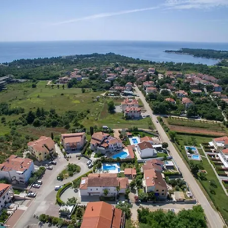 Paradiso 3 Fuer 2 Personen Mit Pool Διαμέρισμα Πόρετς